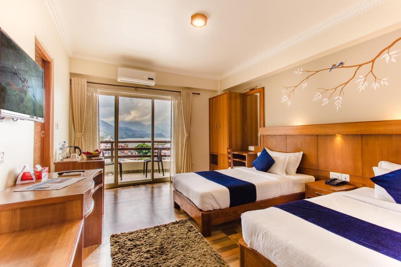 Hotel White Pearl Pokhara Exterior photo