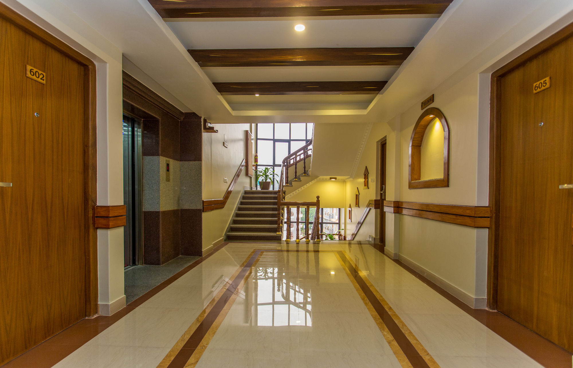 Hotel White Pearl Pokhara Exterior photo