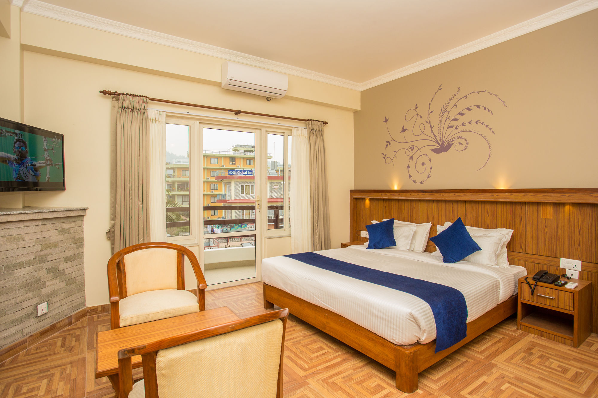 Hotel White Pearl Pokhara Exterior photo